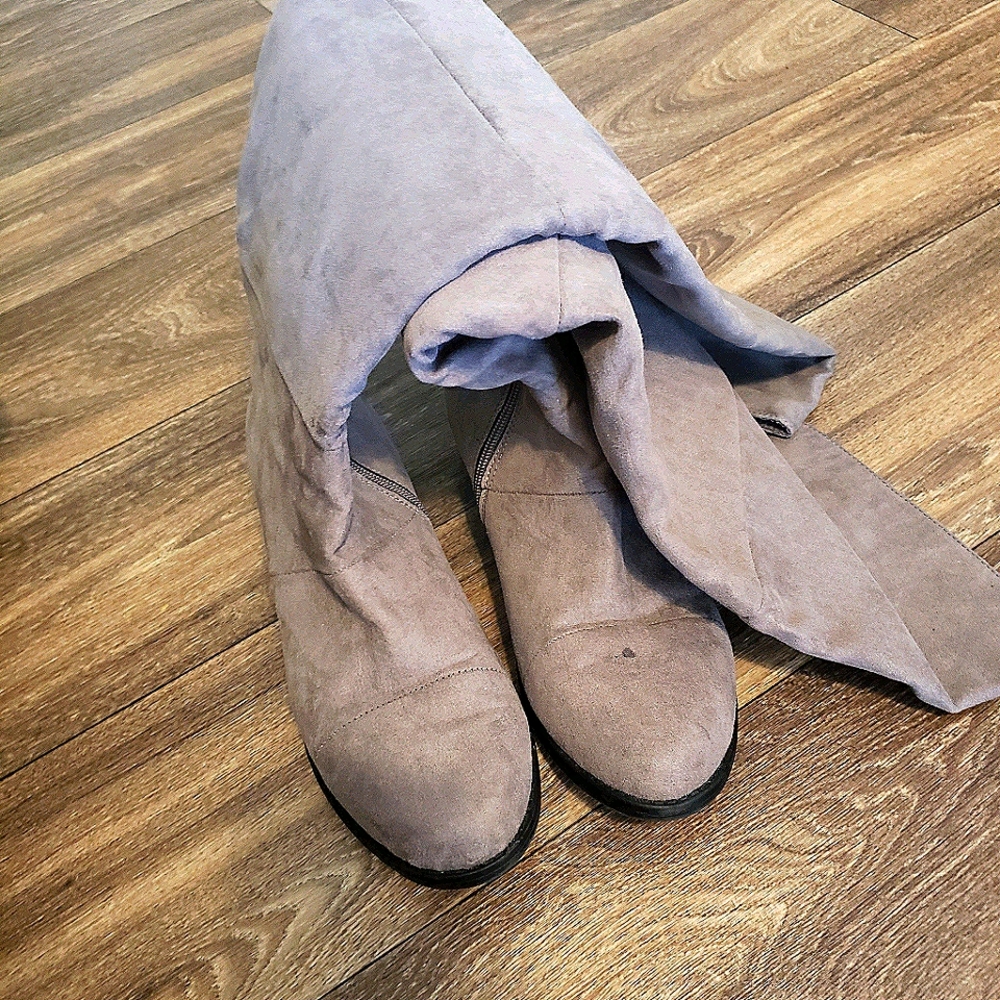 Ladies Boots